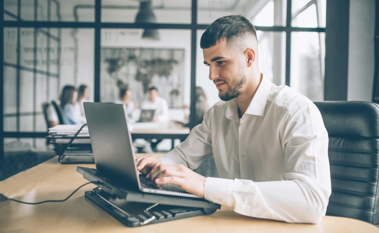 Финансовая аналитика и работа с данными